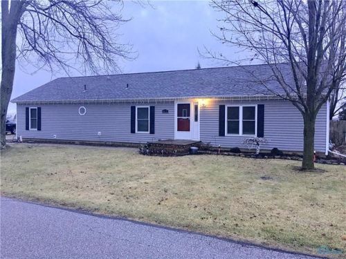 403 Gray St, Stryker, OH 43557-9530
