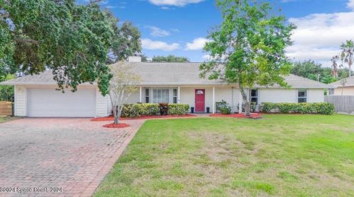 2745 Courtenay Pkwy, Merritt Island, FL 32952-4124