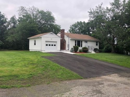 14 Rice Ave, Shrewsbury, MA 01545-1246