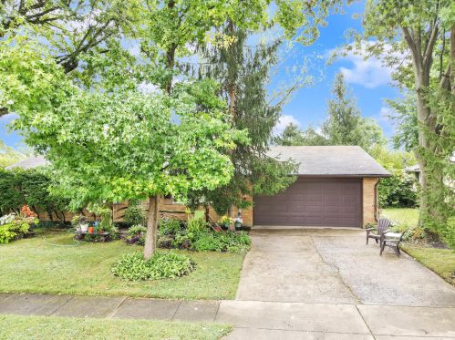 220 Mills Pl, New Lebanon, OH 45345-1518