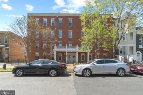 730 11th St, Washington DC  20003-3703 exterior