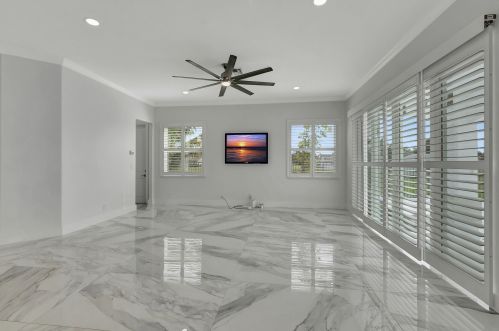 4030 Artesa Dr, Boynton Beach FL  33436-2628 exterior