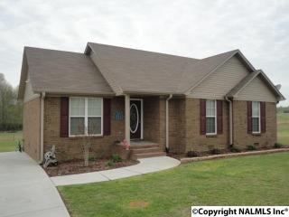 27 Heather Rd, Fayetteville, TN 37334-4871