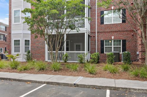 1515 Cambridge Lakes Dr, Mount Pleasant, SC 29464-7300