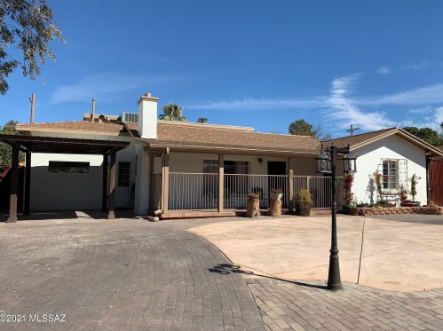 2625 Croyden St, Tucson, AZ 85716-5501