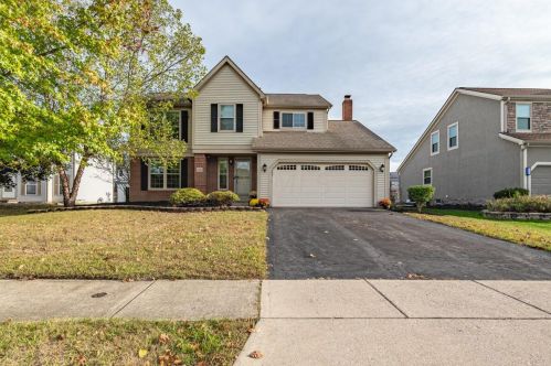 1360 Great Hunter Ct, Darbydale, OH 43123-8501