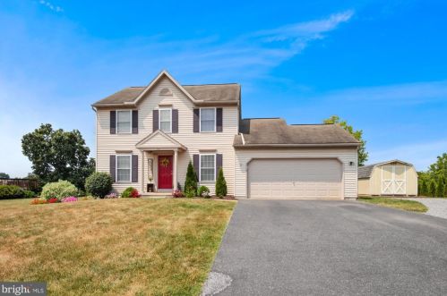 436 Golden Dr, Blandon, PA 19510-9653
