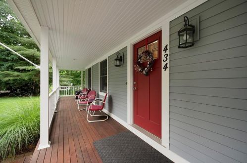 434 Quidnessett Rd, North Kingstown RI  02852-1500 exterior