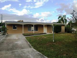 5220 40th Ave, Bradenton, FL 34209-6710