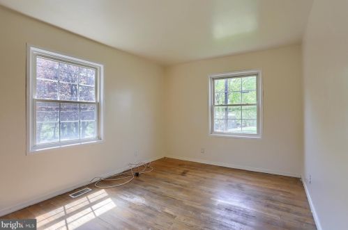 116 Linden Dr, Camp Hill PA  17011-7219 exterior