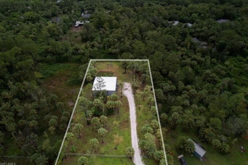 533 7th St, Naples, FL 34120-2130