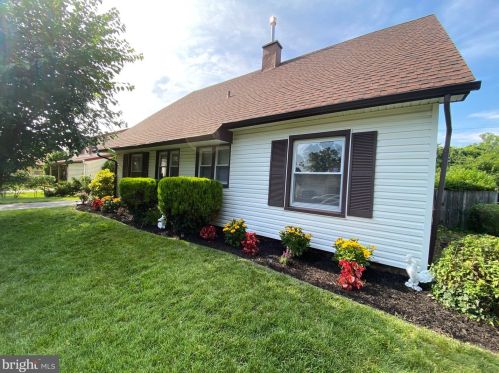 55 Perennial Ln, Willingboro, NJ 08046-2622