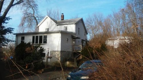 228 State St, Ansonia CT  06401-3045 exterior