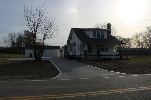 4157 Main St, Washington Ch, OH 43160-8712
