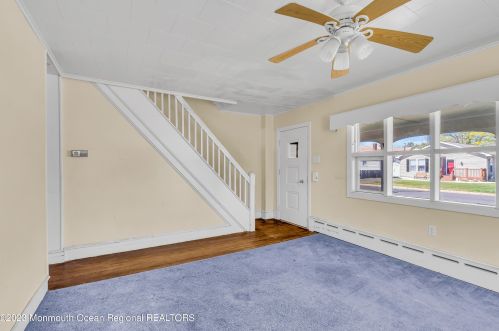 811 17th Ave, Belmar, NJ 07719-3101