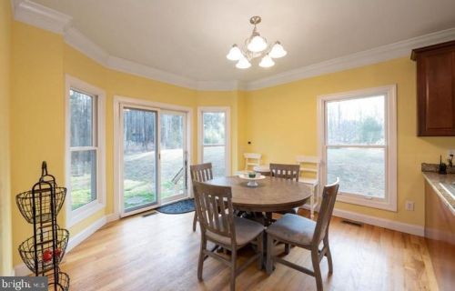 502 Cherry Valley Rd, Princeton NJ  08540-7681 exterior