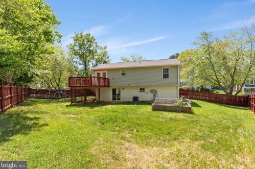 13207 Nassau Dr, Woodbridge VA  22193-4104 exterior
