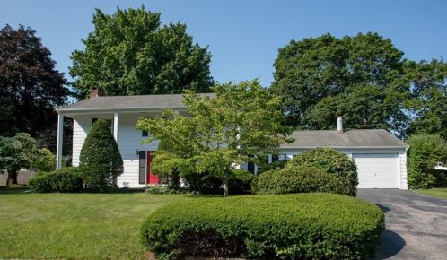 50 Apple Tree Ct, North Kingstown, RI 02852-1315