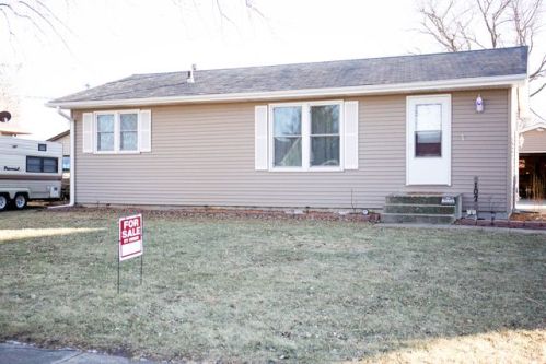 107 4th St, Bondurant, IA 50035-7718