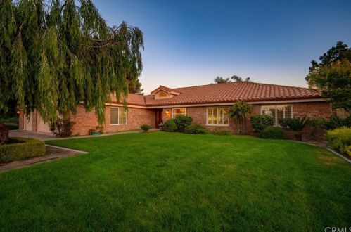 2525 Edgeview Ln, Pismo Beach, CA 93420-5590