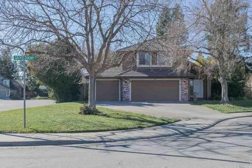 300 Grove Ct, Liberty Farms, CA 95620-2400