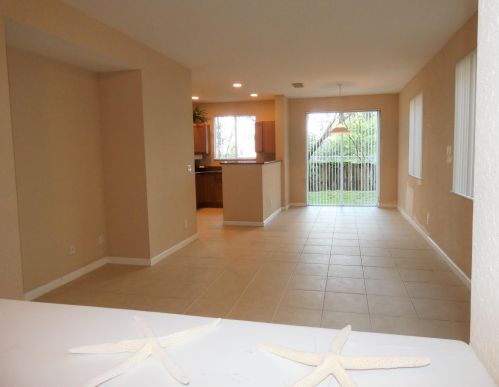 2914 Carvelle Dr, West Palm Beach, FL 33404-1854