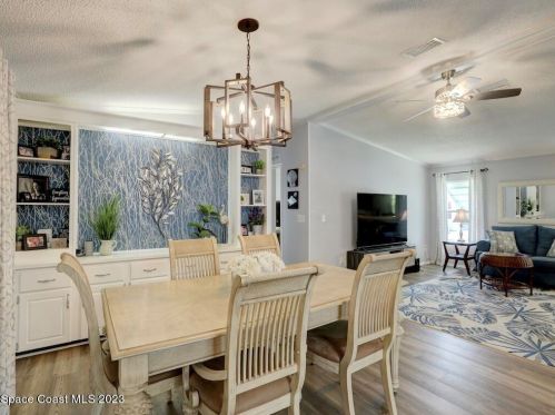 1009 Robin Dr, Sebastian FL  exterior