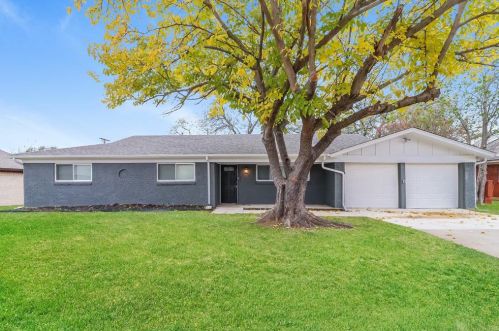 1137 Desiree Ln, Hurst, TX 76053-4125