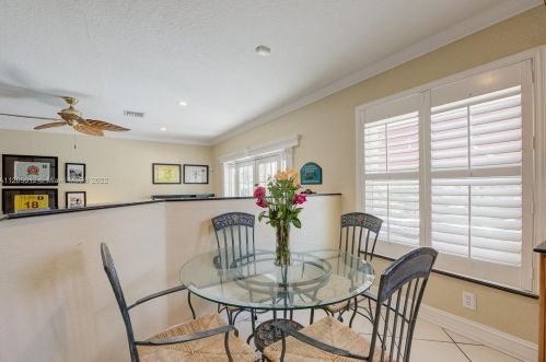 15612 16 Ct, Hollywood FL 33027-2347 exterior