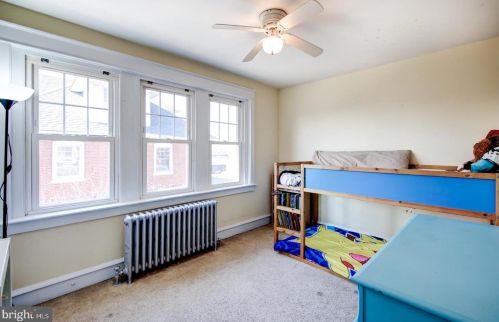 422 Delaware Ave, Lansdale PA 19446-3422 exterior