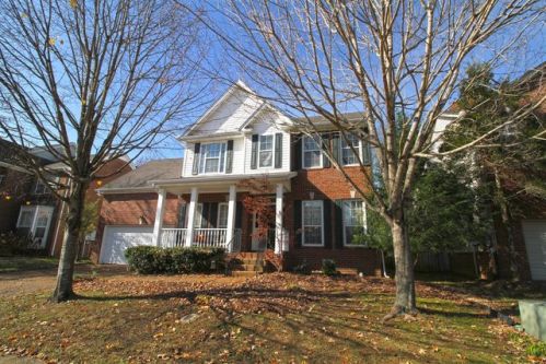 2045 Glastonbury Dr, Franklin, TN 37069-8403