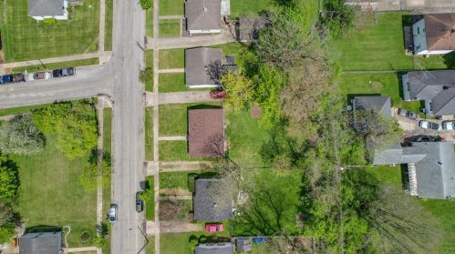 1802 Springmont Ave, Springfield OH  45506-2957 exterior