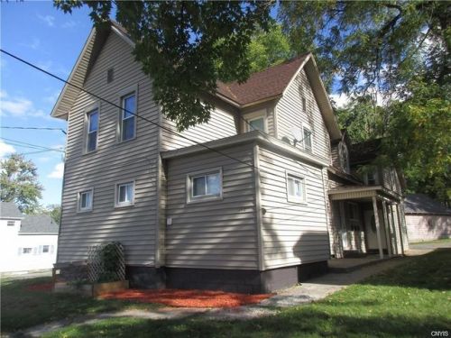 140 Meadow St, Watertown, NY 13601-3220