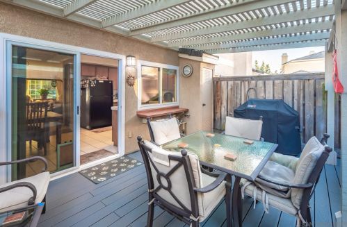 3733 Caminito Carmel Lndg, San Diego CA  92130-2517 exterior