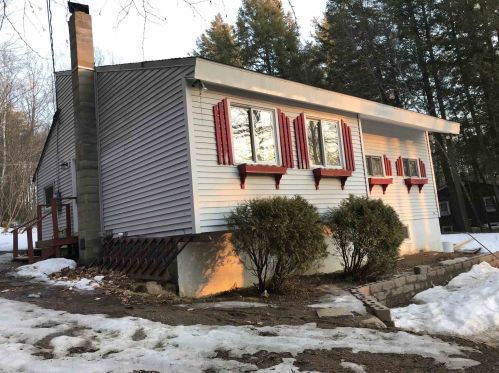 27 Upper Camp Rd, Northwood, NH 03261-4331