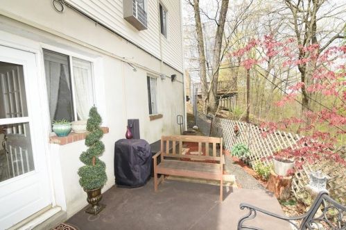 413 Woodland Hl Rd, White Plains NY  10603-3135 exterior