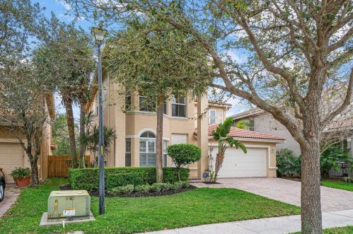 1315 Magnolia Cir, Delray Beach, FL 33445-1263