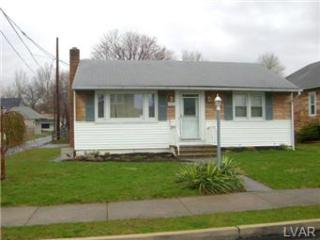 1131 5th St, Catasauqua, PA 18032-2206