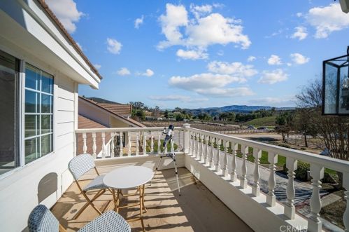 41664 Camino Del Vino, Temecula CA  92592-8439 exterior