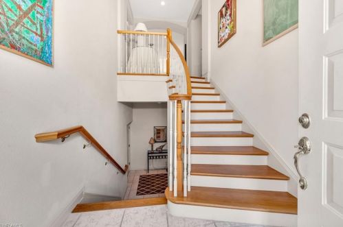 3211 Lancaster Dr, Naples FL  34105-5676 exterior