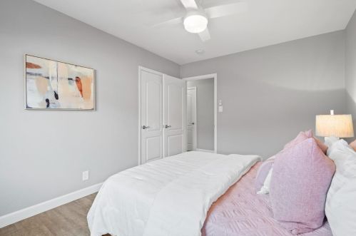 584 Bryan Ave, Sunnyvale CA  94086-6422 exterior