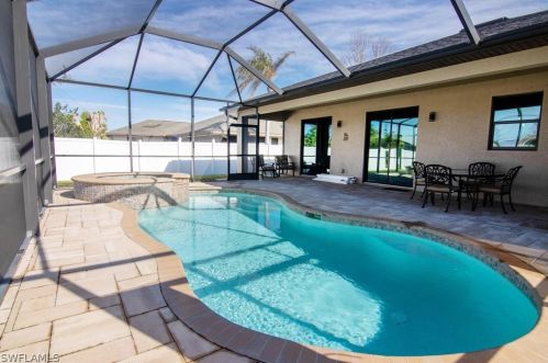 3754 6th Ave, Cape Coral FL  33904-5203 exterior