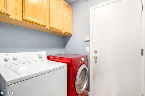 270 Windsor Dr, Gilbert AZ 85296-4123 exterior