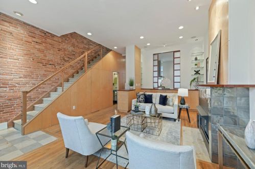 1313 Riggs St, Washington, DC 20009-4324