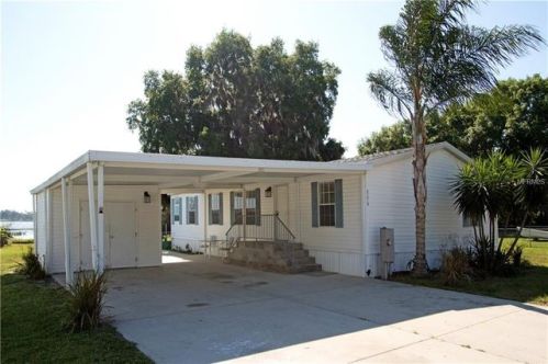 31512 Gladys Ln, Tavares, FL 32778-4908