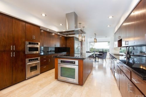 3041 Riverside Ter, Chino CA  91710-2965 exterior