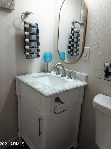 4752 14th St, Phoenix AZ  85014-3798 exterior