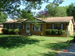 7 Bunker Hill Rd, Clarksville TN  37042-3601 exterior