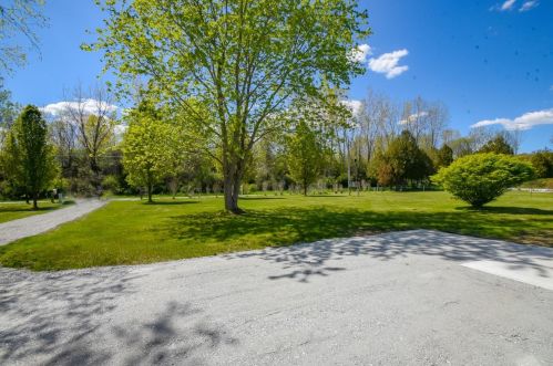 3658 750, Bass Lake IN  46534-8429 exterior