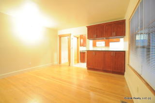 5315 9th Ave, Seattle WA  98105-3616 exterior